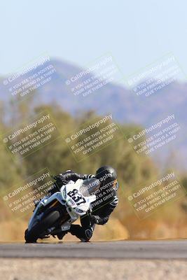 media/Oct-20-2024-CVMA (Sun) [[d4a3dff211]]/Race 9-Formulw LW Twins SHOOTOUT/